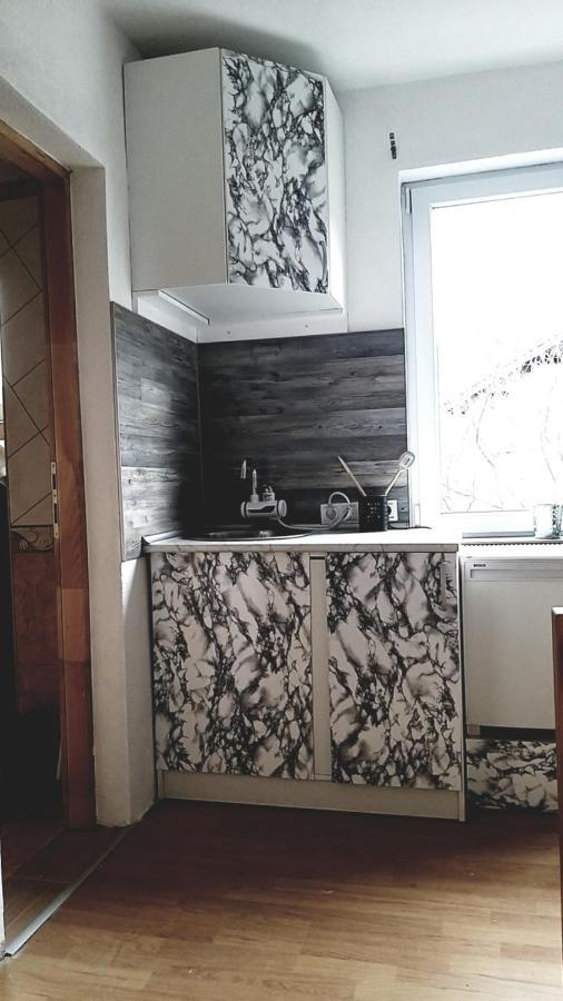 Studio Apartman Sajra Kulen Vakuf Exteriör bild
